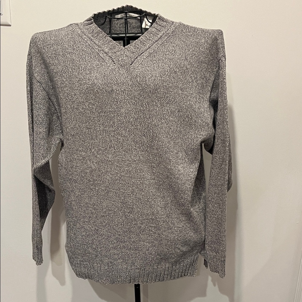 Perry Ellis Charcoal V-Neck Sweater